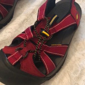 Red Keen Sandals Venice H2, Size 40.